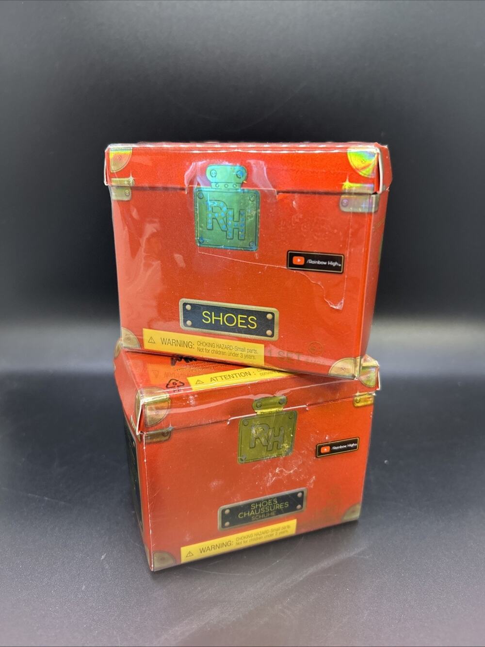 2 Rainbow High Mini Accessories Studio Fashion Shoes Red Mystery Box Trunk NEW